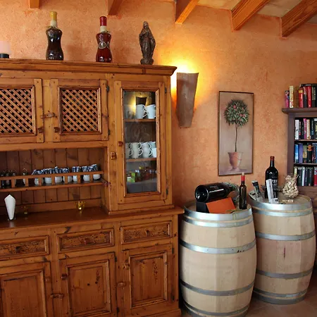 Hotel Weingut & Davero 4*